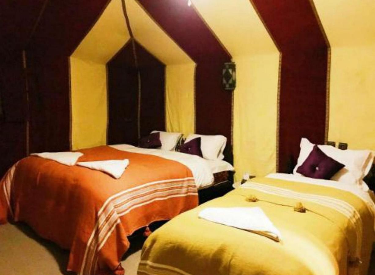 Roses desert camp Merzouga Exterior foto