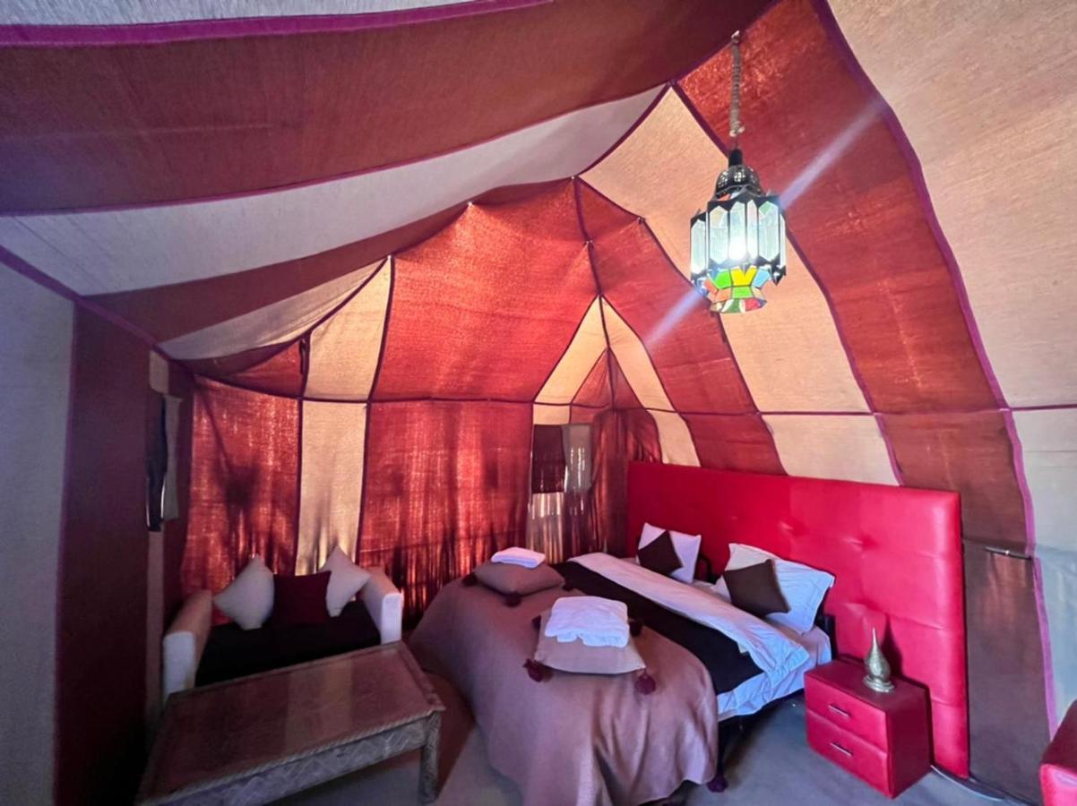 Roses desert camp Merzouga Exterior foto
