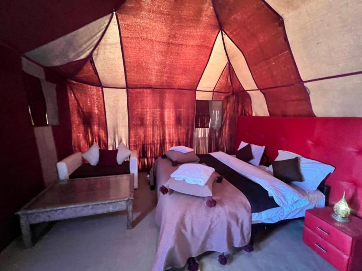 Roses desert camp Merzouga Exterior foto