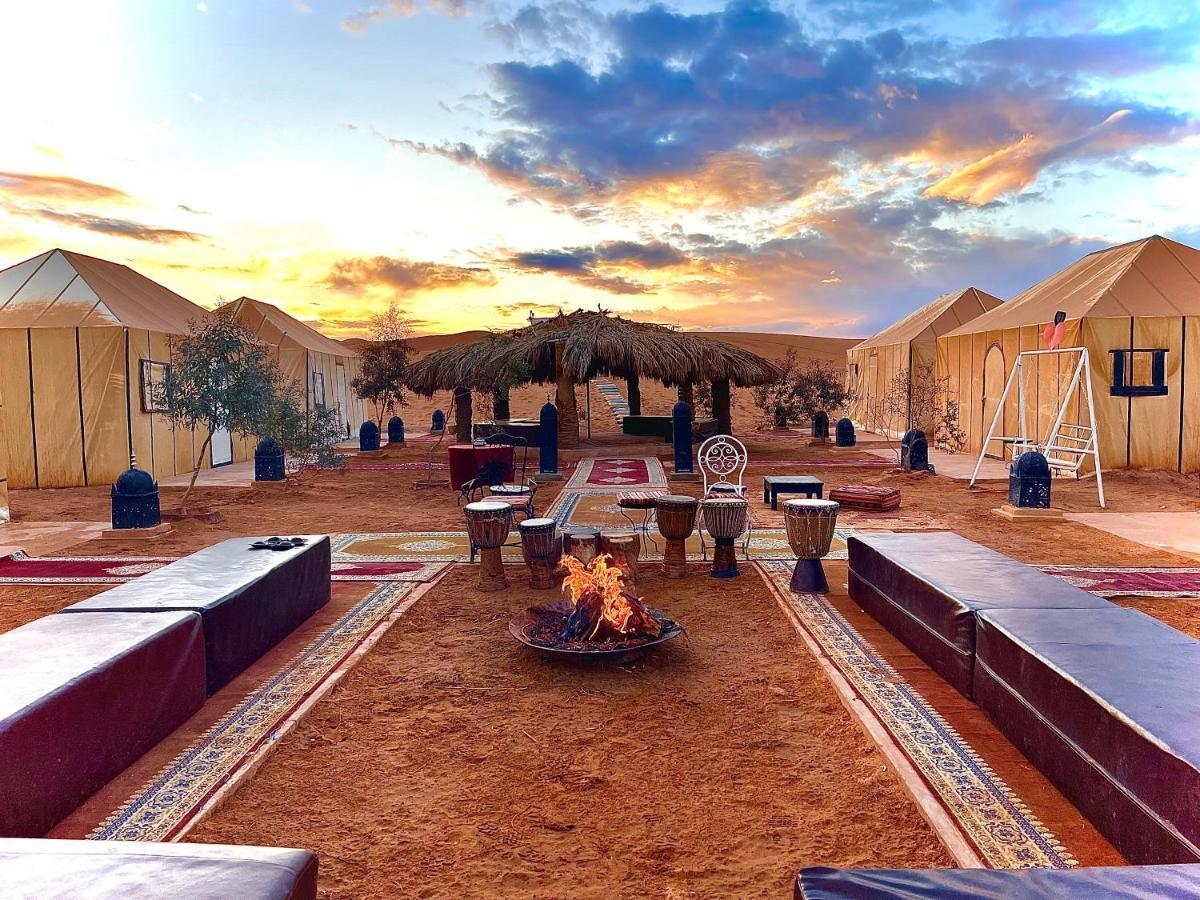 Roses desert camp Merzouga Exterior foto