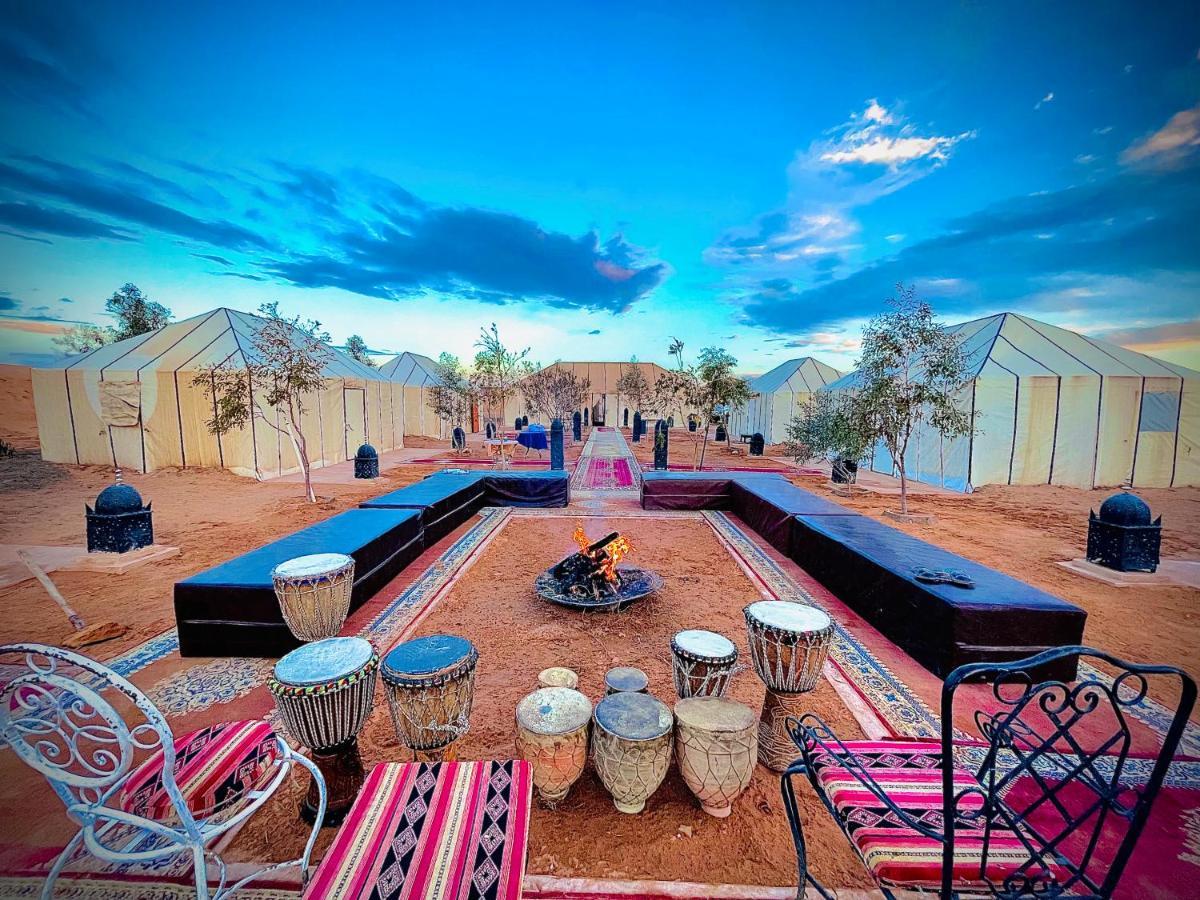 Roses desert camp Merzouga Exterior foto