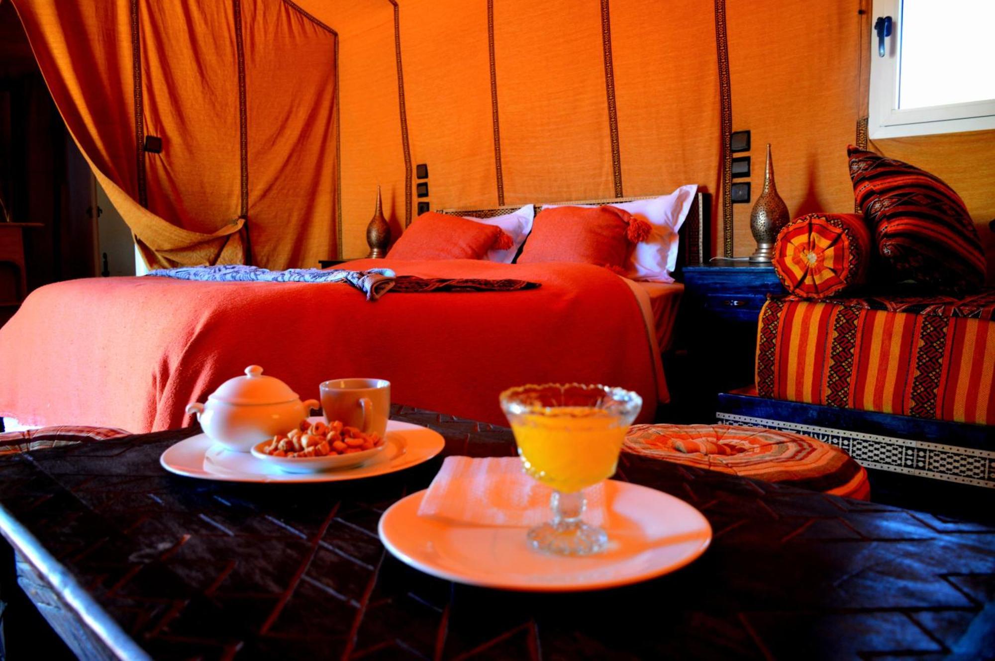 Roses desert camp Merzouga Exterior foto