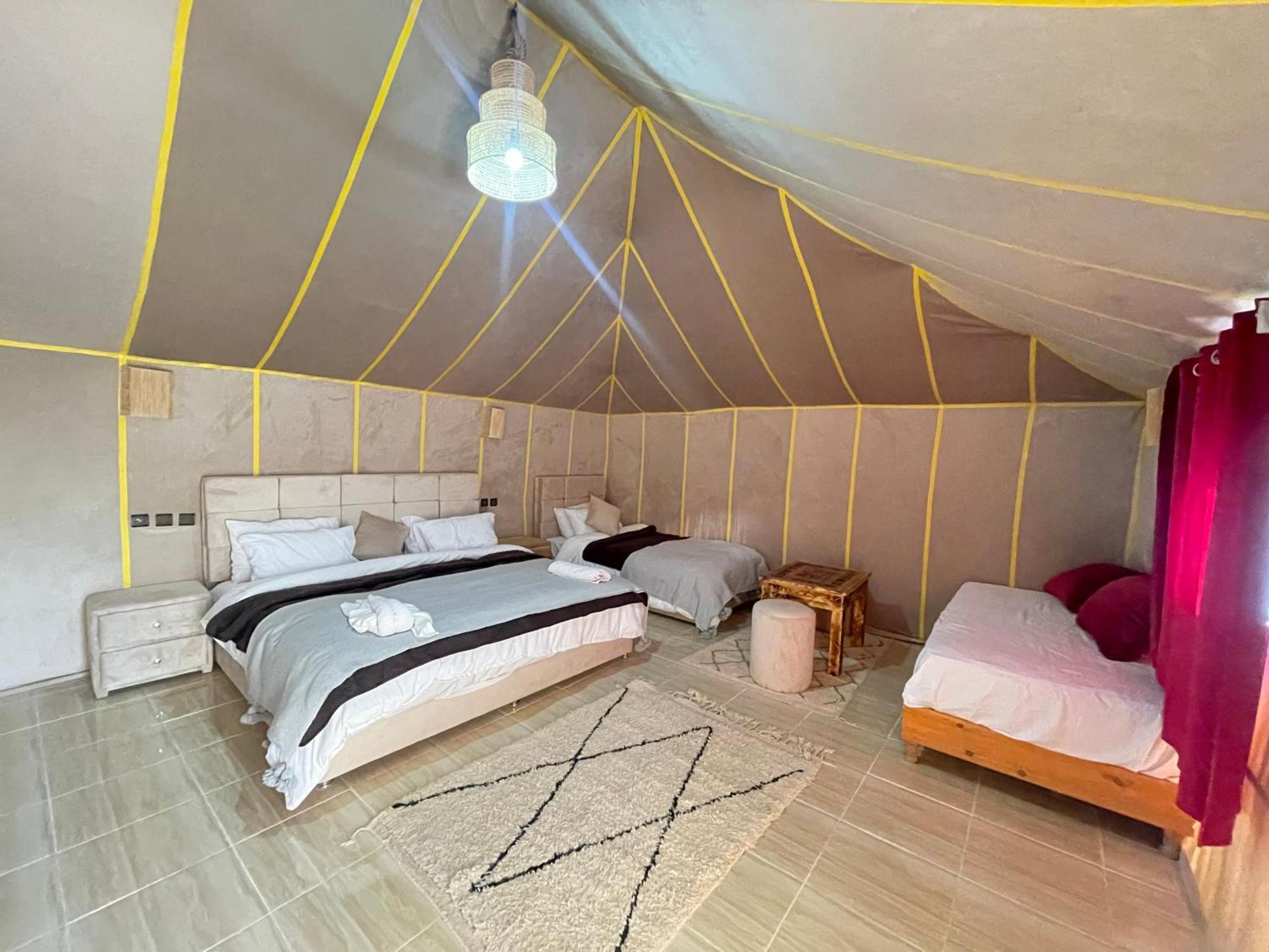 Roses desert camp Merzouga Exterior foto