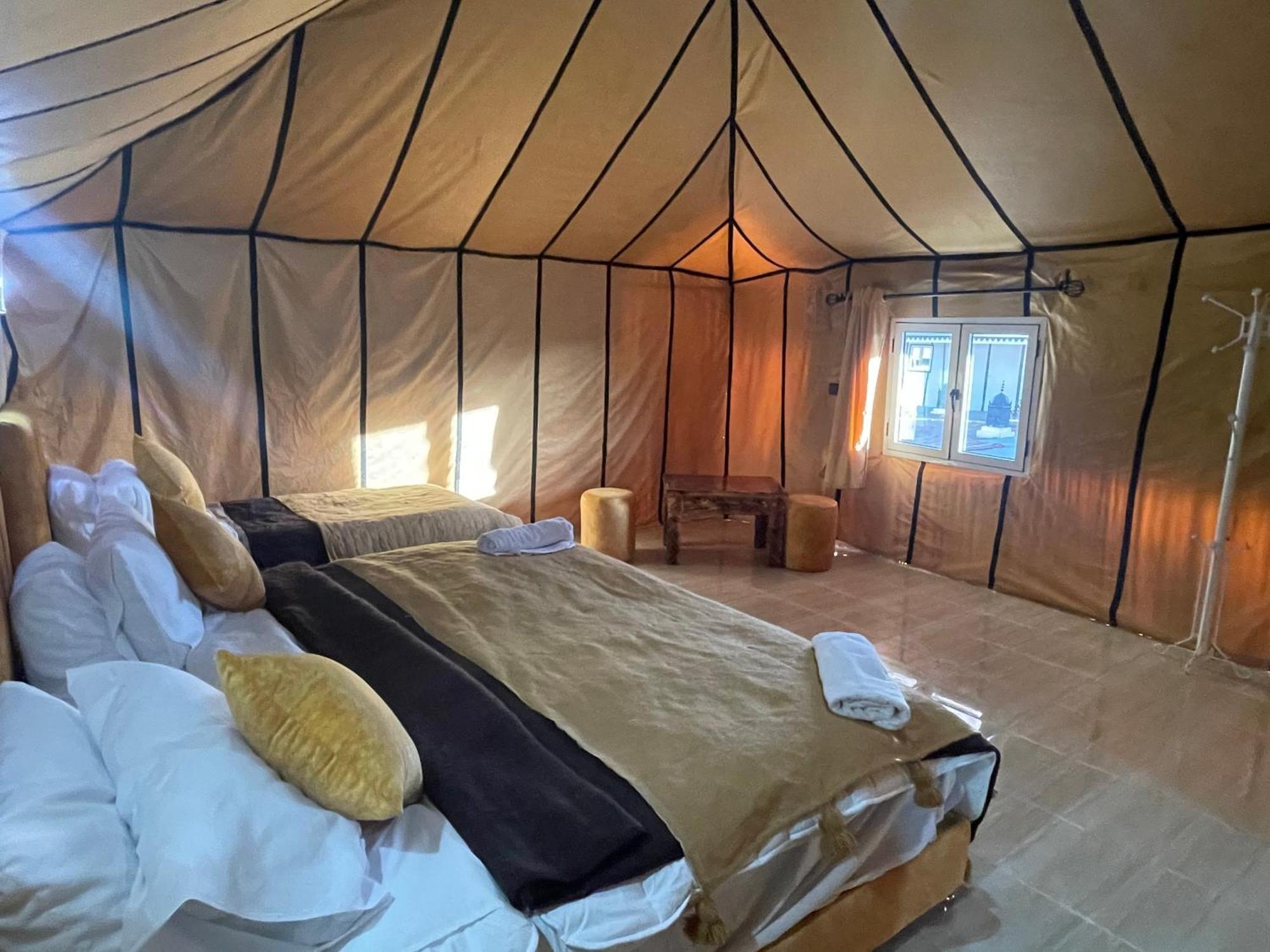 Roses desert camp Merzouga Exterior foto